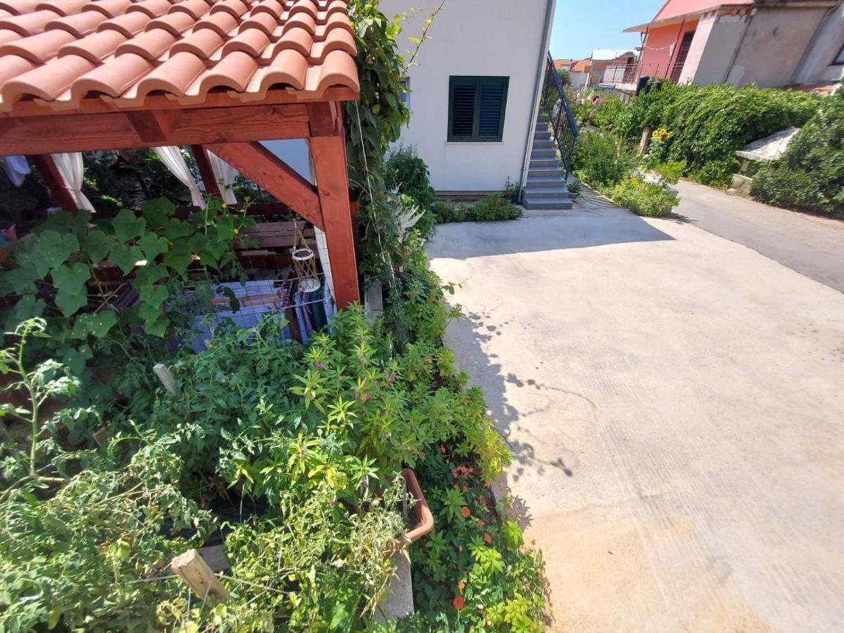 Apartments Durda 希贝尼克 外观 照片