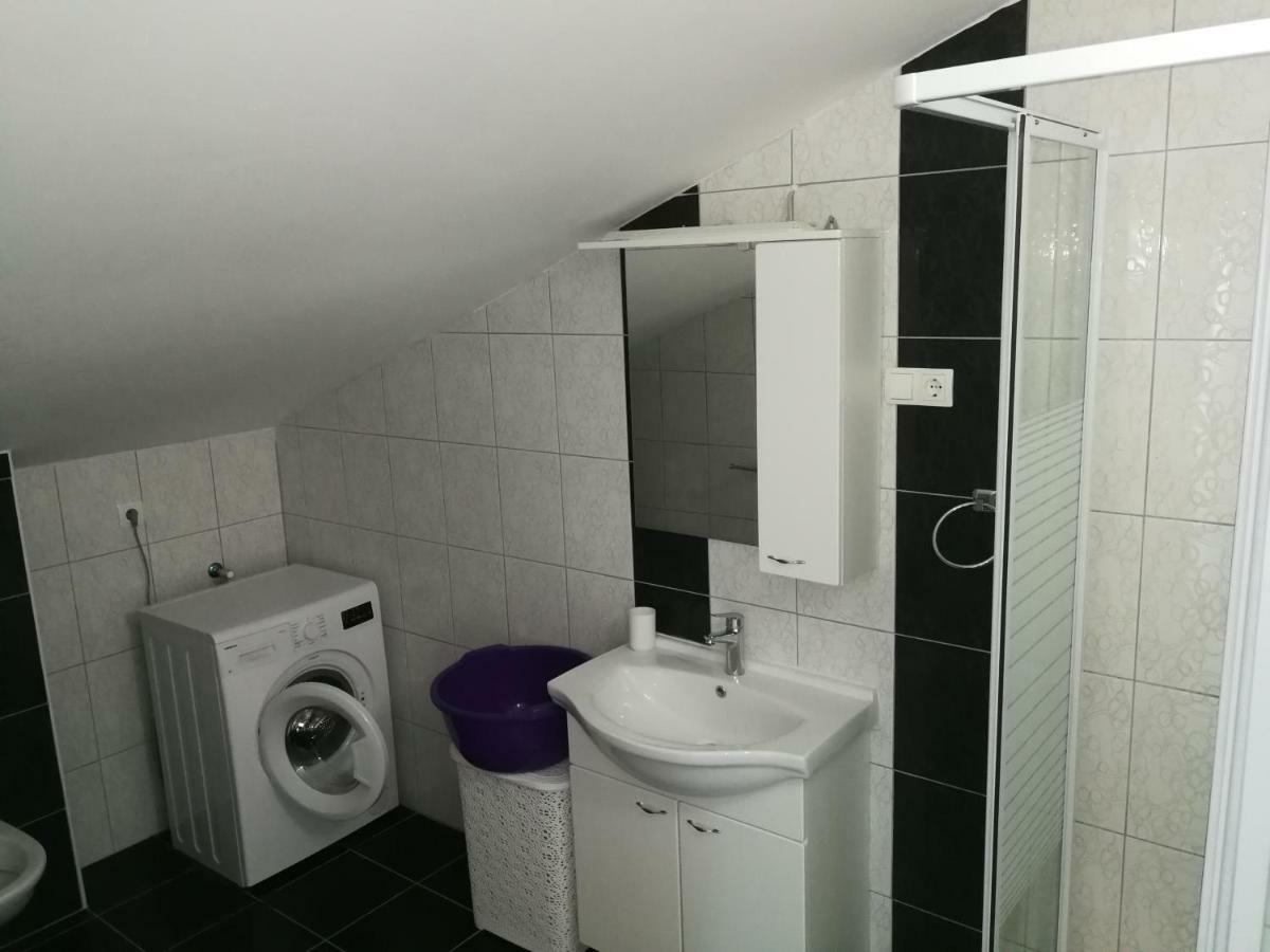 Apartments Durda 希贝尼克 外观 照片